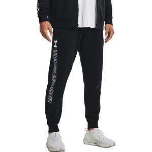UNDER ARMOUR RIVAL FLEECE GRAPHIC JOGGERS 1370351-001 Velikost: L